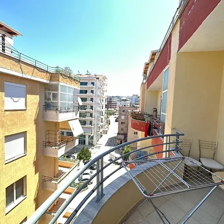 Livio * Sarande